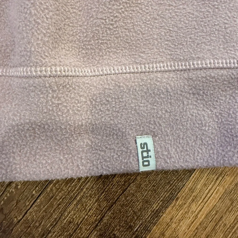 NWT Stio Women's Turpin Fleece Mockneck pullover purple “berry Smoke” , XL - Picture 4 of 10